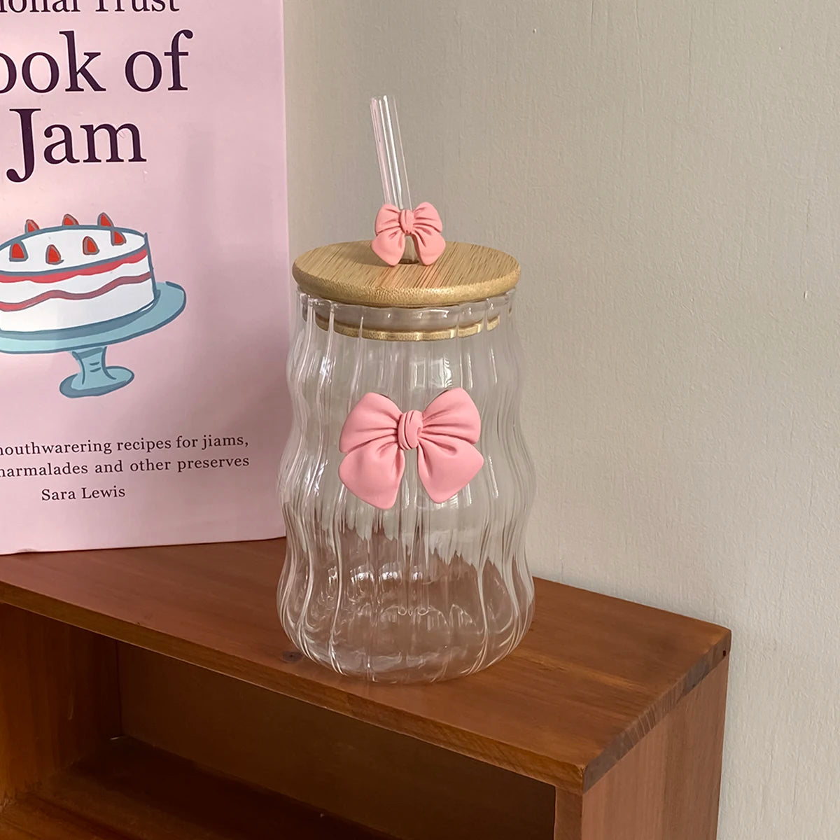 Glass Tumbler With Pink Bow Lid & Straw