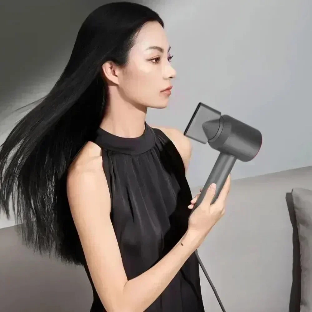 Professional Hair Dryer, with Hot and Cold Air Functionality