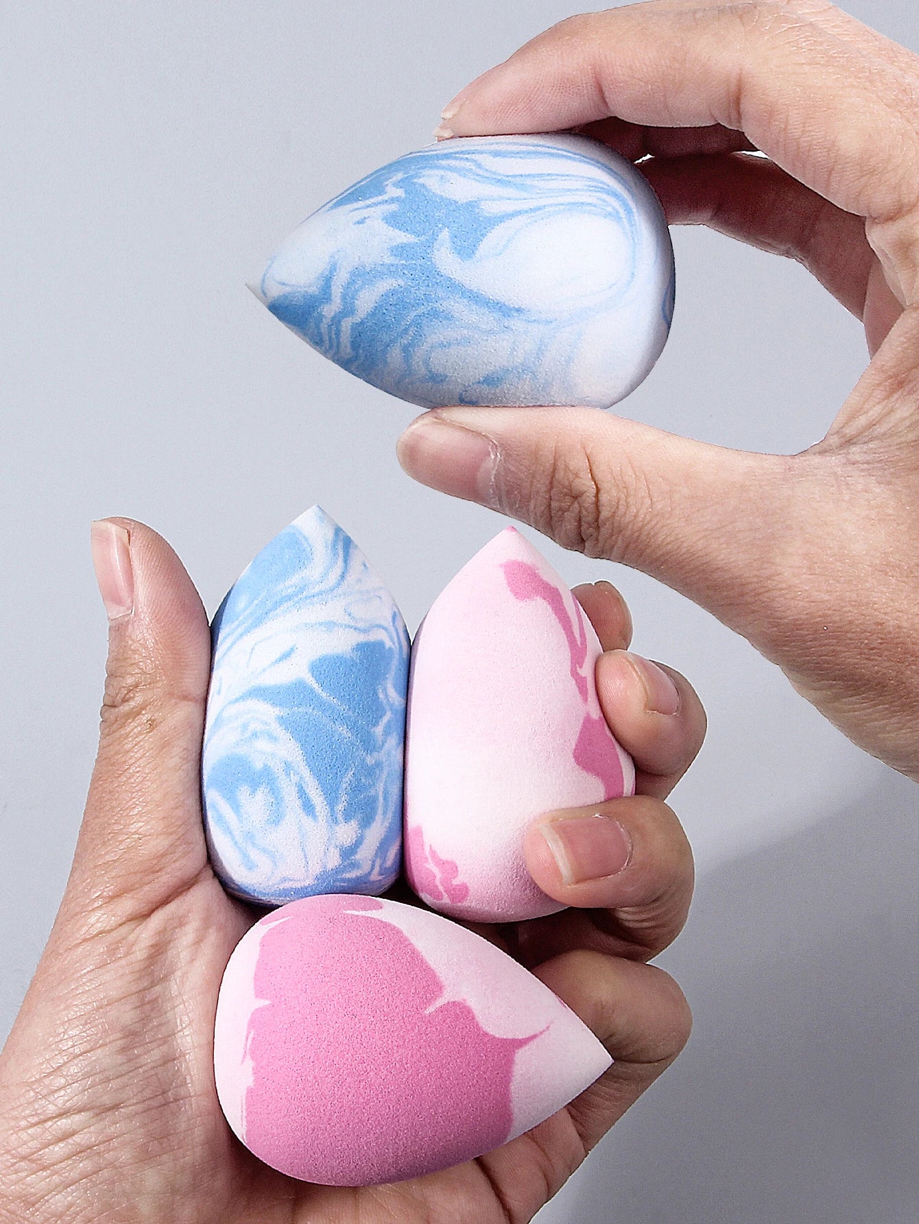 Ombre Multi-Use Makeup Sponges [6pcs ]