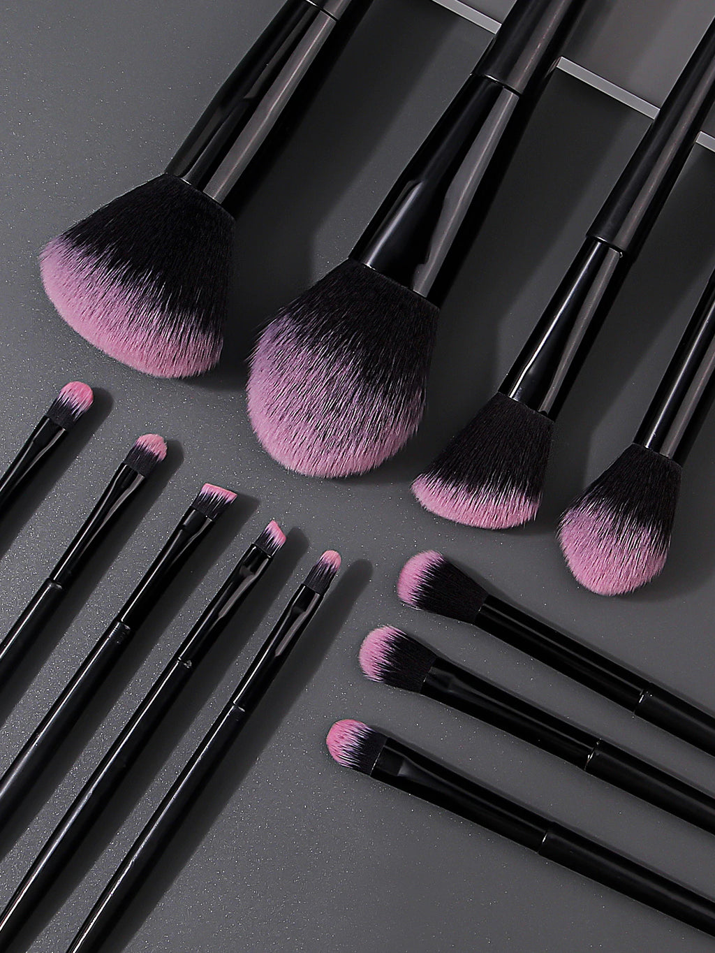 Makeup Brush Set - 17 Pcs
