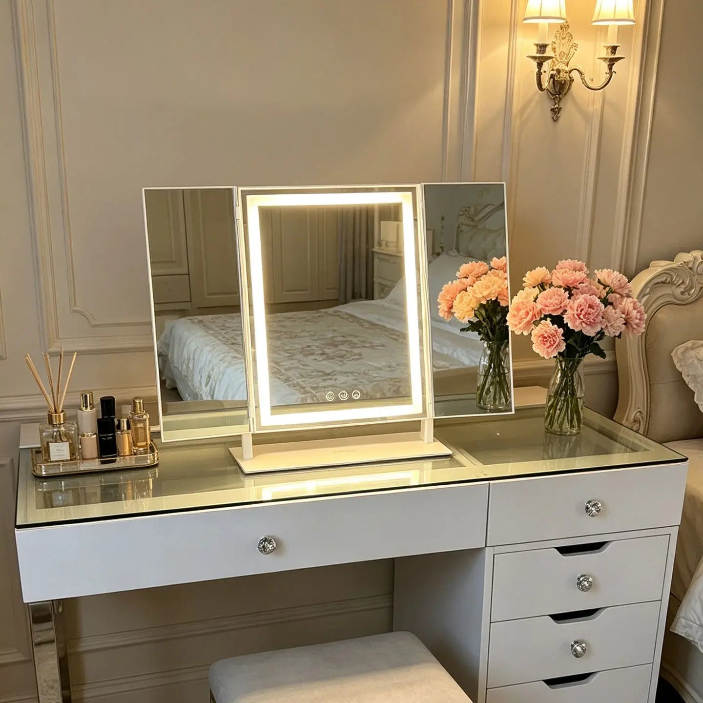 Tabletop Foldable Makeup Mirror With LED Light