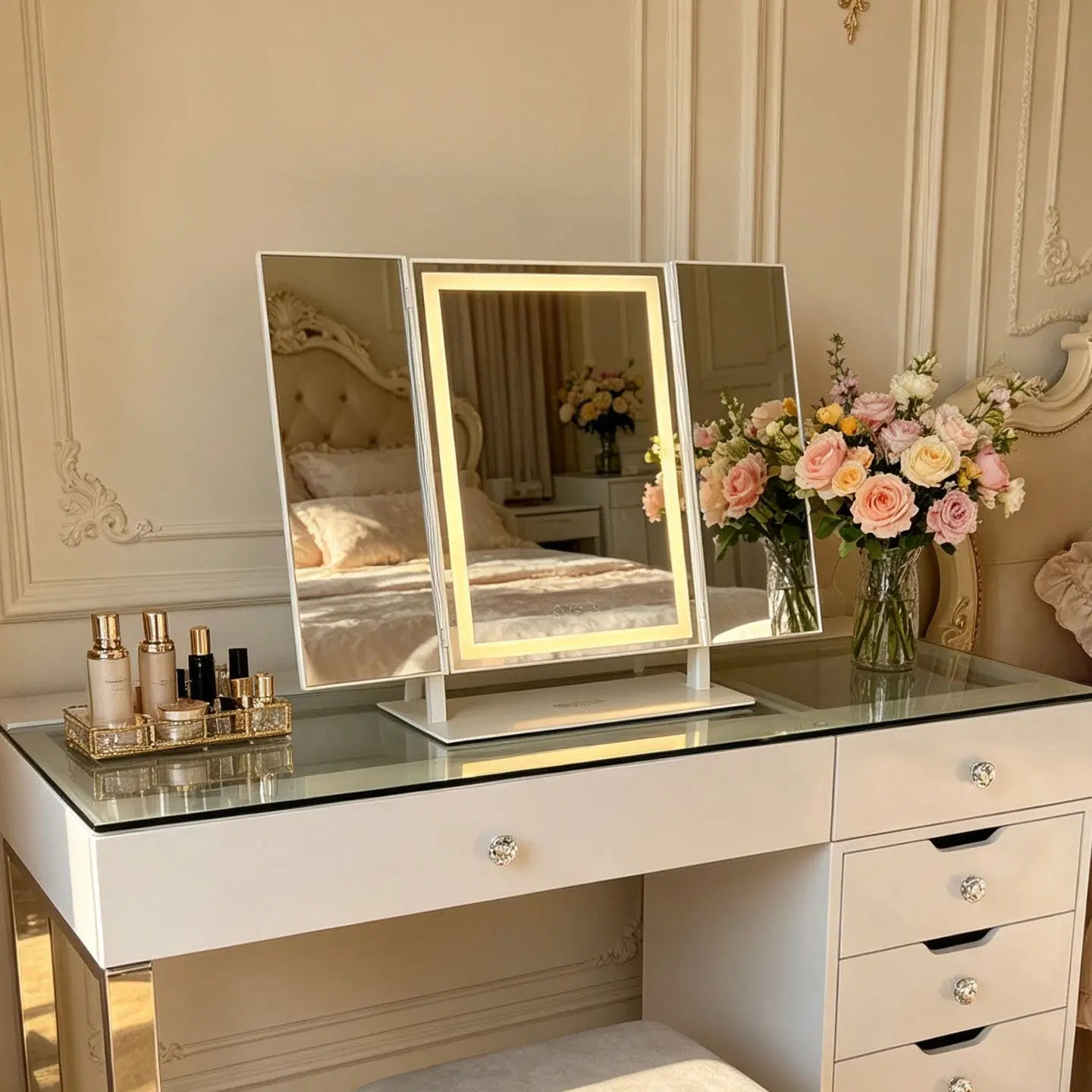 Tabletop Foldable Makeup Mirror With LED Light