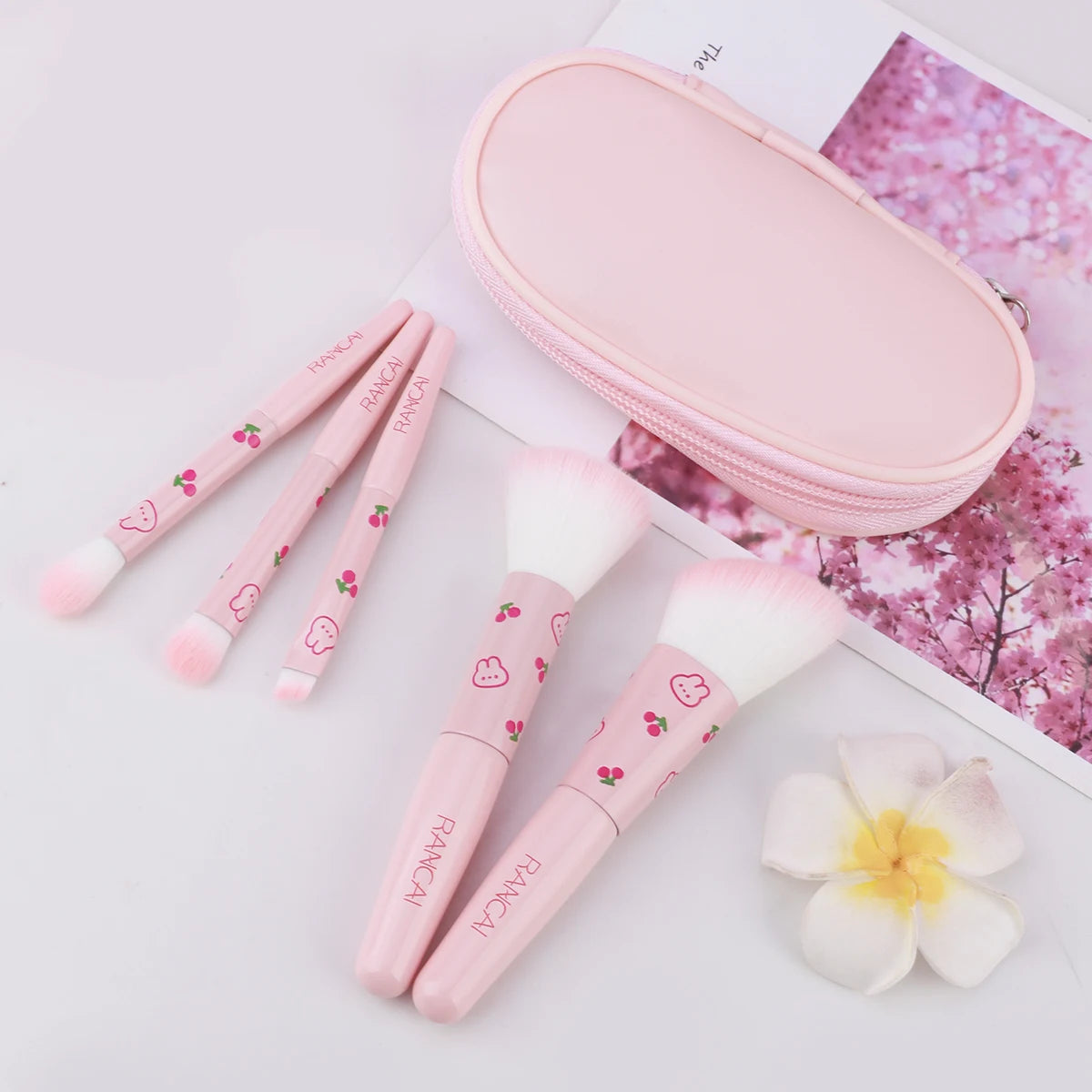 Premium Makeup Mini Brush Set With Pouch [5Pcs]