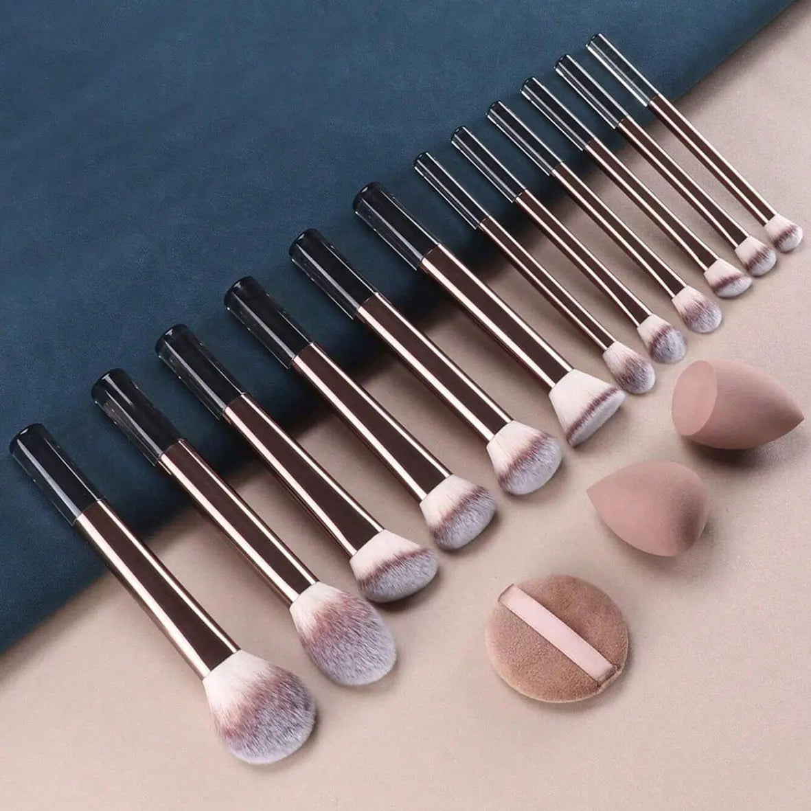 Professional Makeup Brush Set [12Pcs]